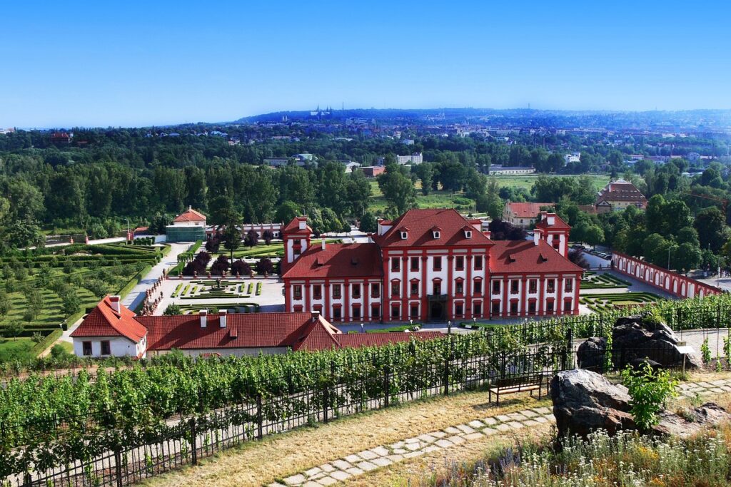 troja castle, maze, monument, nature, park, architecture, castle, love, gardens, good, botanical, vineyard, locks, relationship, red, wedding, sky, maze, maze, maze, maze, maze